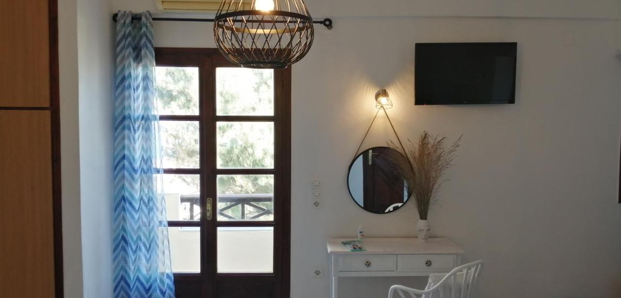Santo Spiti Sou 3 Apartman Fíra Kültér fotó